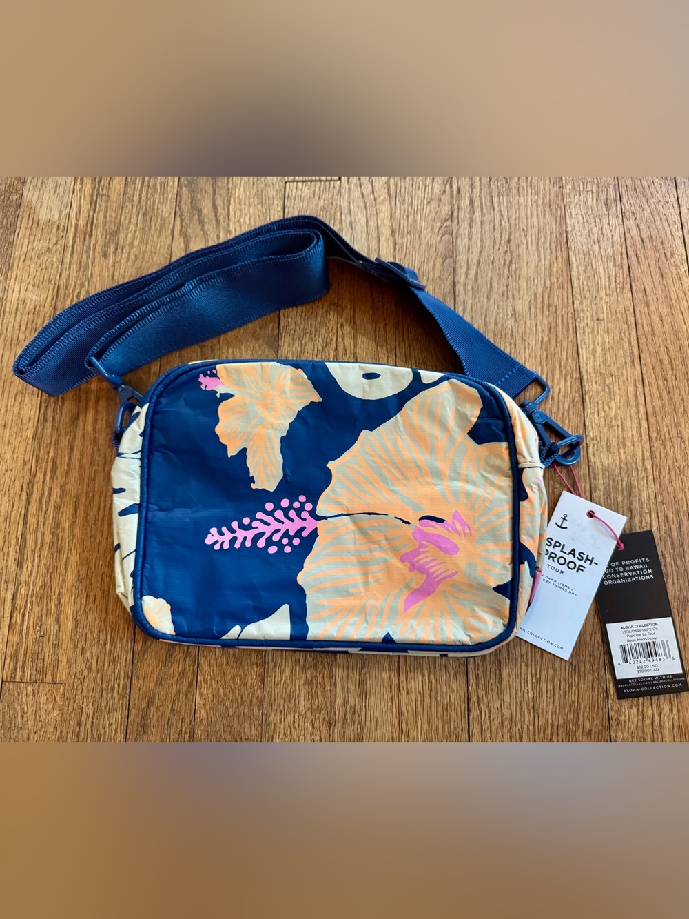 ALOHA Collection Navy Crossbody LeTour Bag Pape’ete by Samudra - Picture 2 of 7